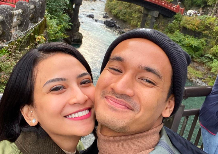 MEMORI: Vanessa Angel bersama suaminya, Bibi. (foto: ist)