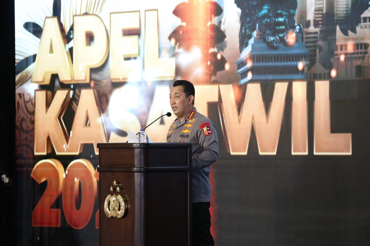 Apel Kasatwil, Kapolri Ingatkan Kebiasaan untuk Berbuat Baik dan Manfaatkan Teknologi Informasi