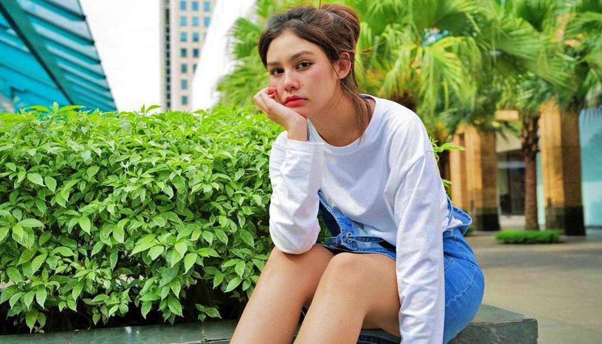 Artis Cantik Vanesha Prescilla main film lagi
