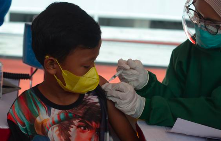 CUS: Anak-anak temanggung usia 6-11 siap di vaksinasi covid-19. (foto: ist)