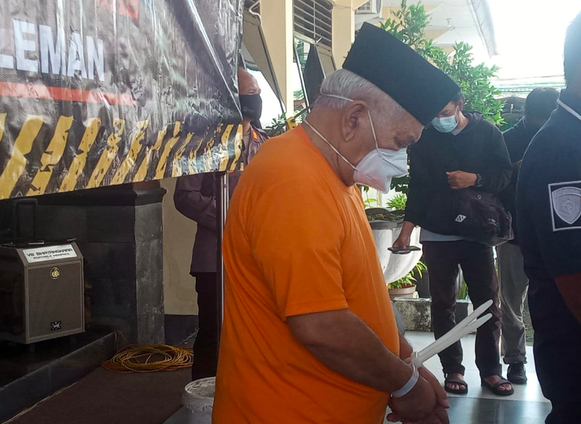 KABEL TIES: Seorang dosen di kampus negeri kawasan Jogjakarta ditangkap polisi karena diduga terlibat kasus penipuan. (foto: ist)