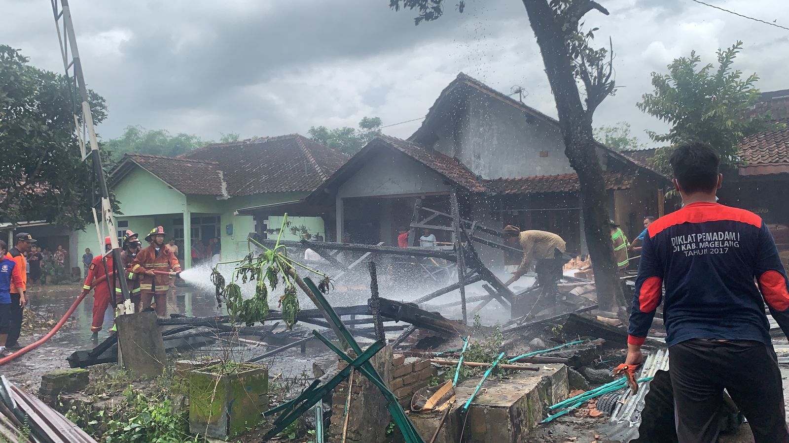 Gudang Milik Warga Muntilan Magelang Ludes Terbakar