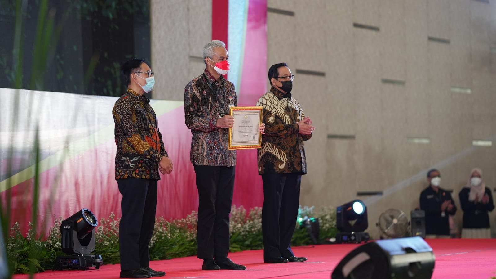 Pemprov Jateng Terima Anugerah Meritokrasi, Ganjar Sampaikan Hal Ini