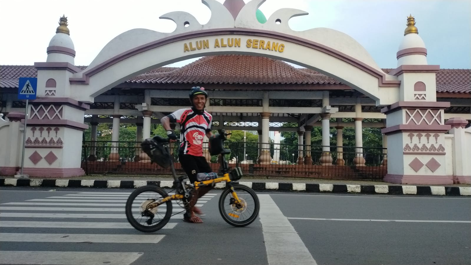 Muktamar NU ke-34, Pemuda asal Magelang Ini Gowes ke Lampung
