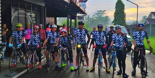 pesepeda asal Magelang gowes menuju Bali_Foto Eko Detik
