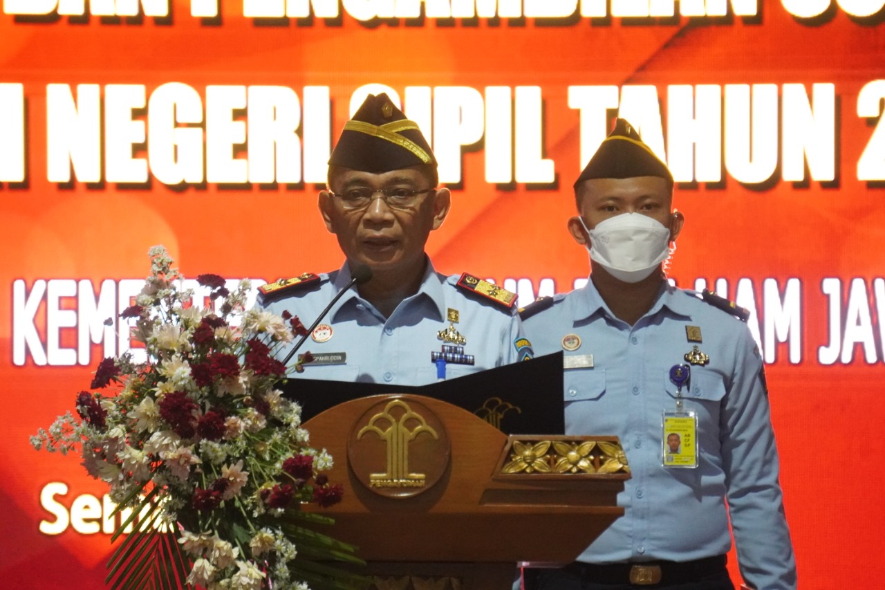 Kakanwil Pimpin Pengambilan Sumpah 403 PNS Kemenkumham Jateng