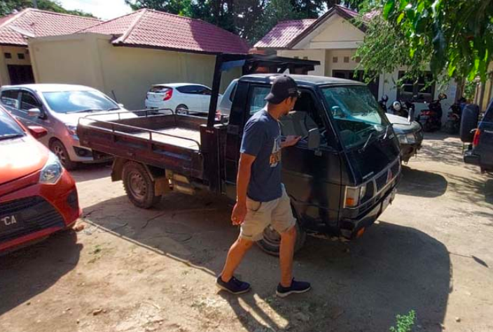 Mobil Mitsubishi L300. (foto: ilustrasi)