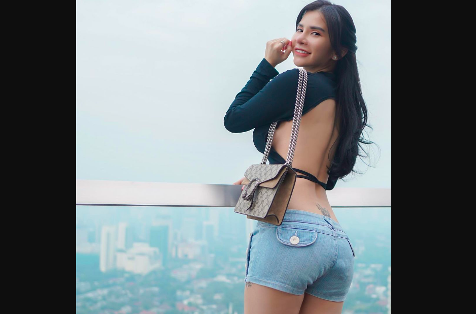 IDAMAN: Maria Vania bongkar kekuatannya di ranjang. (foto: ist)