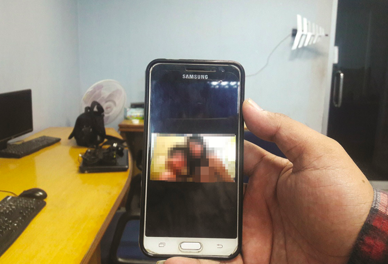 MESUM: Video 10 detik yang direkam sendiri oleh sepasang pelajar SMA Negeri. (gambar: ist)
