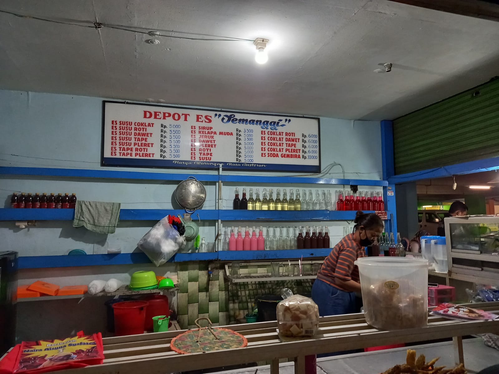 Nikmati Segarnya Minuman di Depot Es Semanggi Magelang, Harga Mulai Rp 5 Ribu