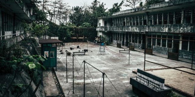 Sekolah angker. (gambar: ilustrasi)