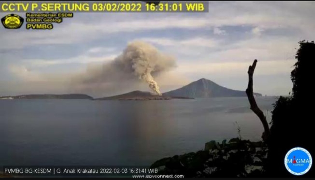 Gunung Anak Krakatau Meletus, Tinggi Kolom 200 Meter