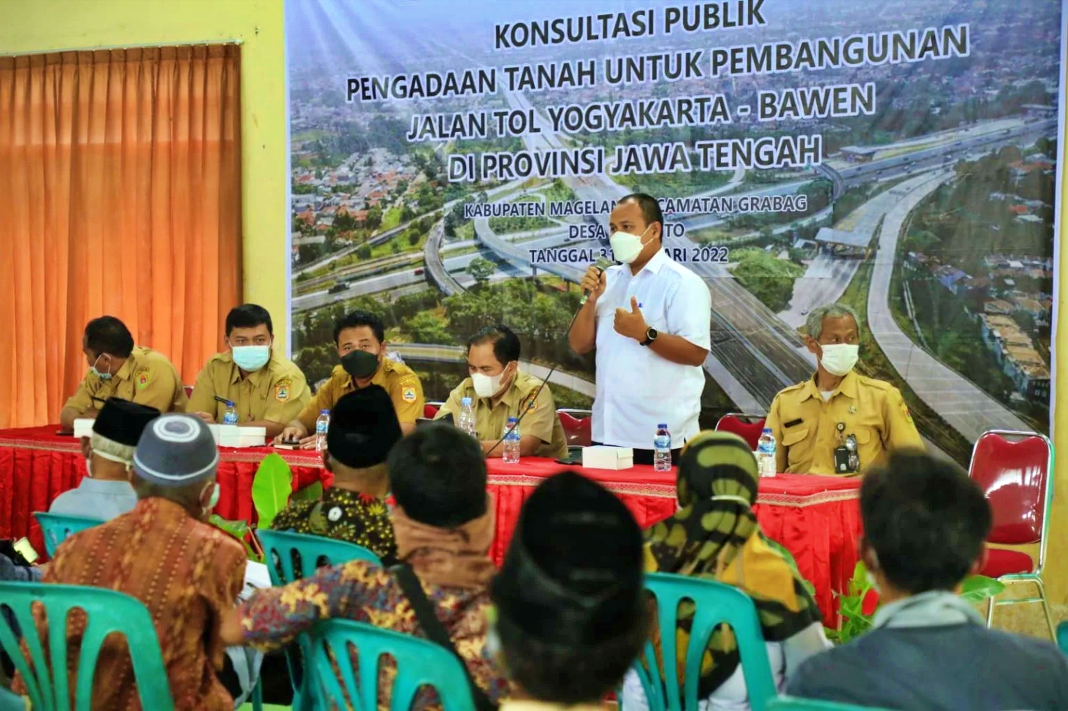 Konsultasi Publik pengadaan lahan jalal tol bawen yogyakarta di Grabag Magelang
