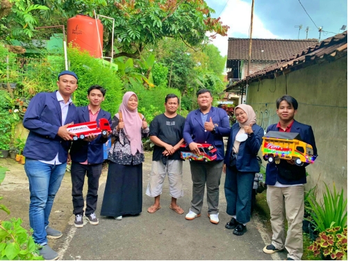 PENGABDIAN_Mahasiswa Unimma Magelang melakukan pengabdian di Kecamatan Magelang Selatan mendampingi UMKM
