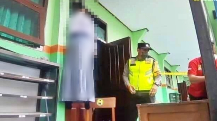 VEL siswi SMA di Blitar ditemukan gantung diri di depan kelas
