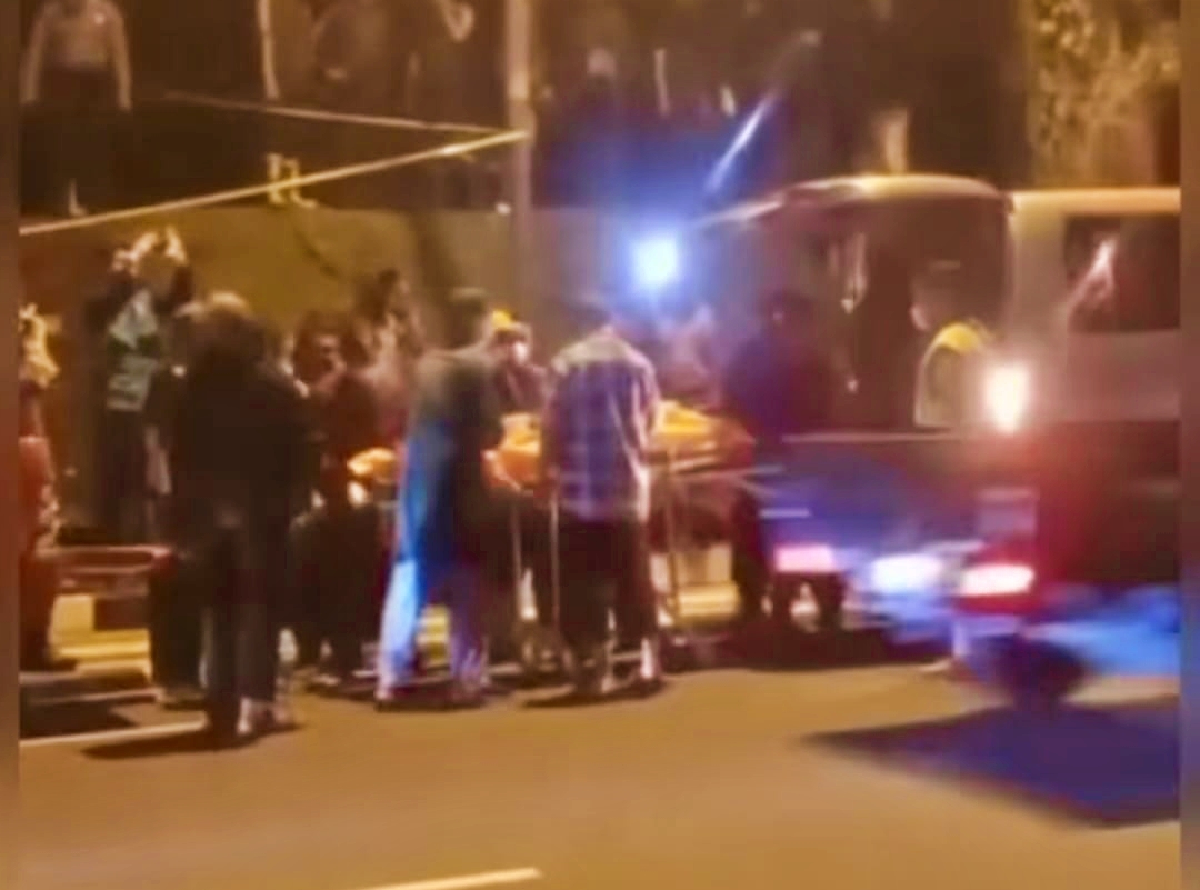 tangkapan layar evakuasi penemuan mayat di Kota Magelang