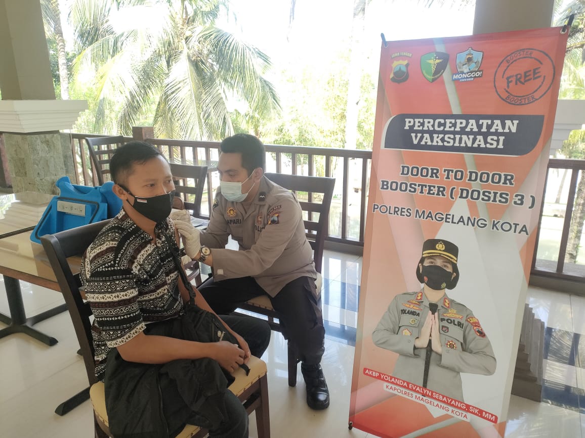 Jemput Bola, Polres Magelang Kota Gelar Vaksinasi di Hotel Puri Asri
