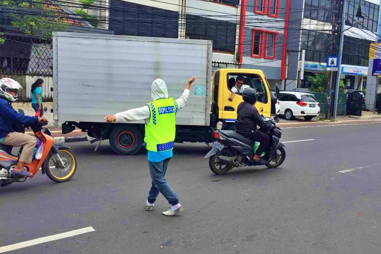 Ilustrasi Sukarelawan Pengatur Lalu Lintas (Supeltas)_foto istimewa