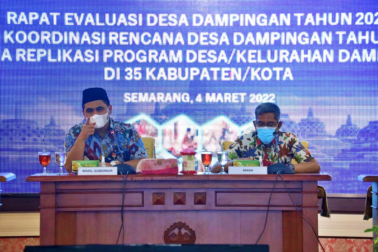 Wakil Gubernur Jateng, Taj Yasin pimpin rapat pengentasan kemiskinan