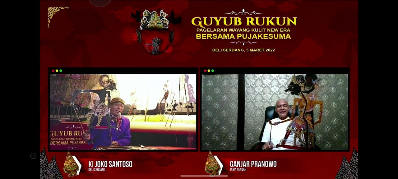 Mendadak Jadi Dalang, Ganjar Sampaikan Pesan Kerukunan