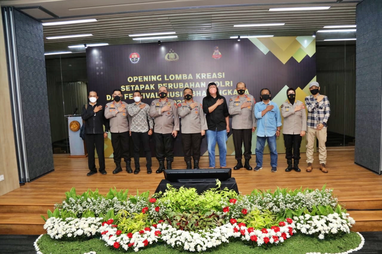 Pembukaan Lomba Setapak Perubahan dan Festival Musik Bhayangkara oleh Mabes Polri
