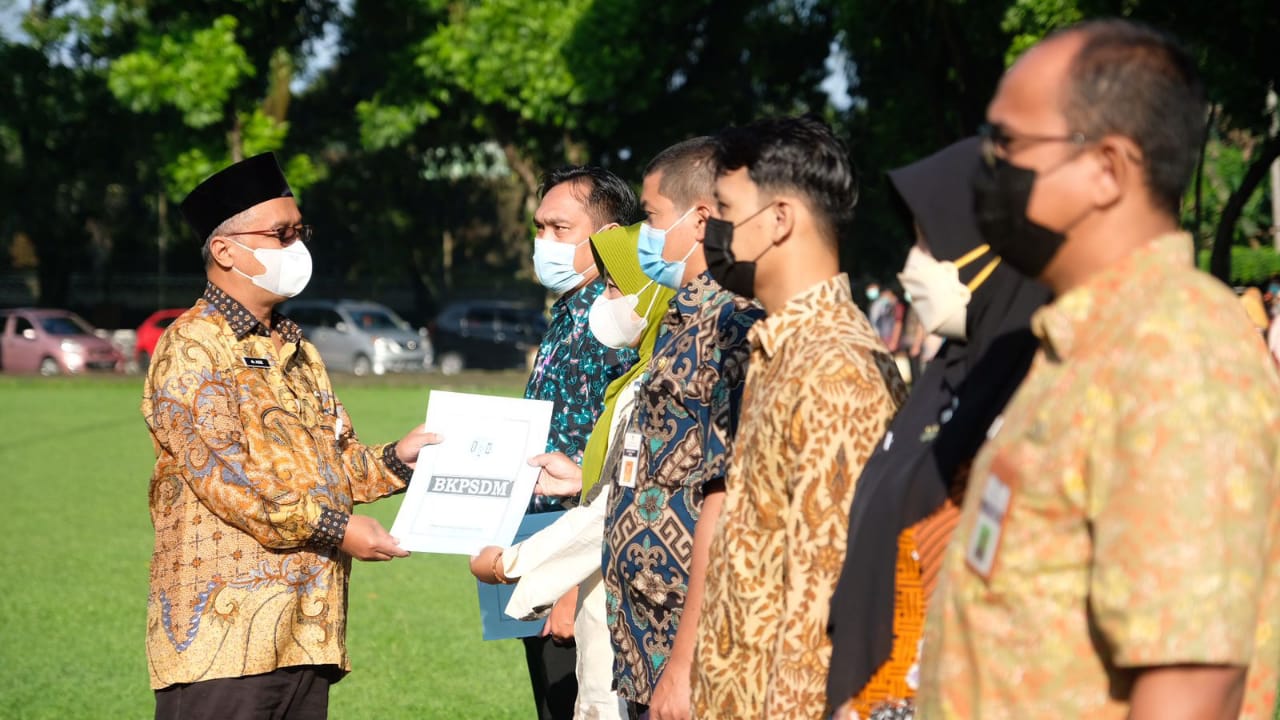 Selamat! 248 PNS Pemkot Magelang Terima SK Kenaikan Pangkat