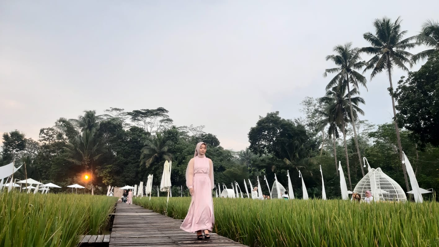 KEREN !! Teknologi Kamera ini Bikin Foto Di Tempat Biasa Jadi Instagramable