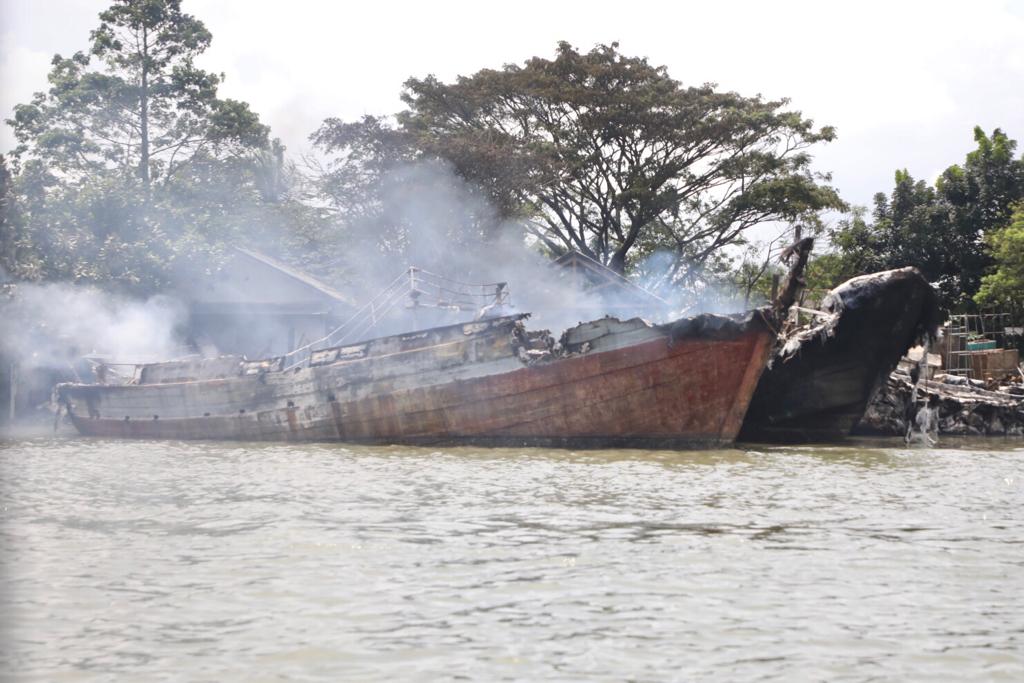 45 Kapal Di Pelabuhan Wijayapura Cilacap Terbakar, Kapolda Jateng Terjunkan Tim Khusus