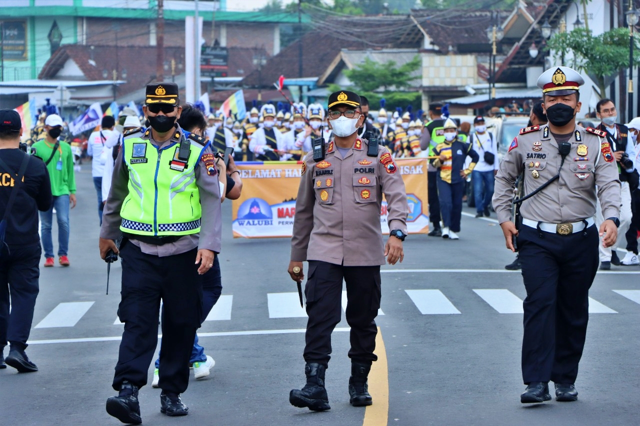Kapolres Magelang memimpin langsung pengamanan rangkaian prosesi waisak 2022 di Borobudur Magelang