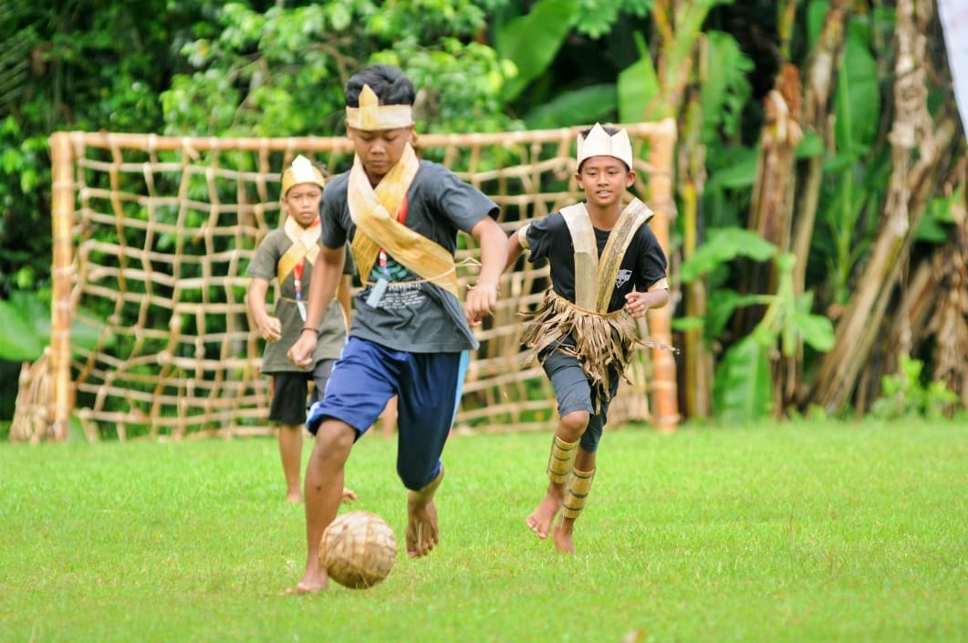 Liga Pisang Borobudur lestariakan permainan anak jadoel