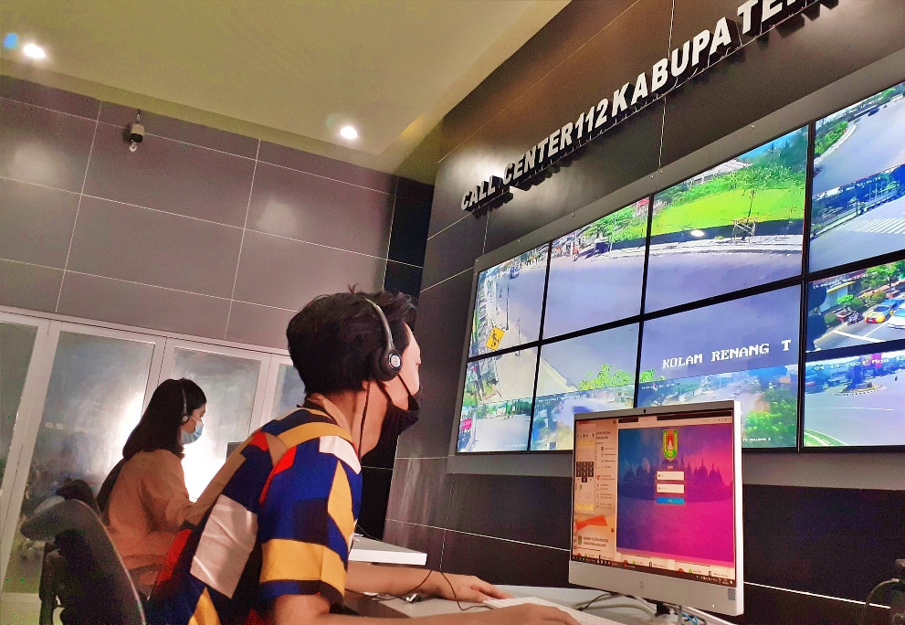 Operator Layanan Call Center 112 Pemkab Magelang panen laporan saat libur lebaran_Foto Berita Magelang