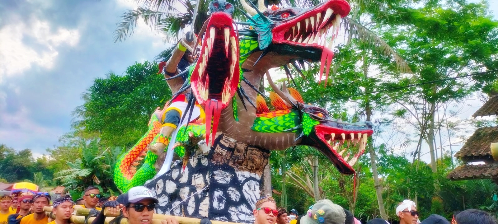 Salah satu ogoh ogoh dalam kirab budaya desa Wanurejo Borobudur Magelang