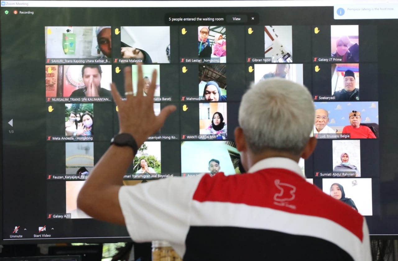 Ganjar Pranowo Gelar Open House Virtual, Diikuti Pekerja Migran di Berbagai Negara