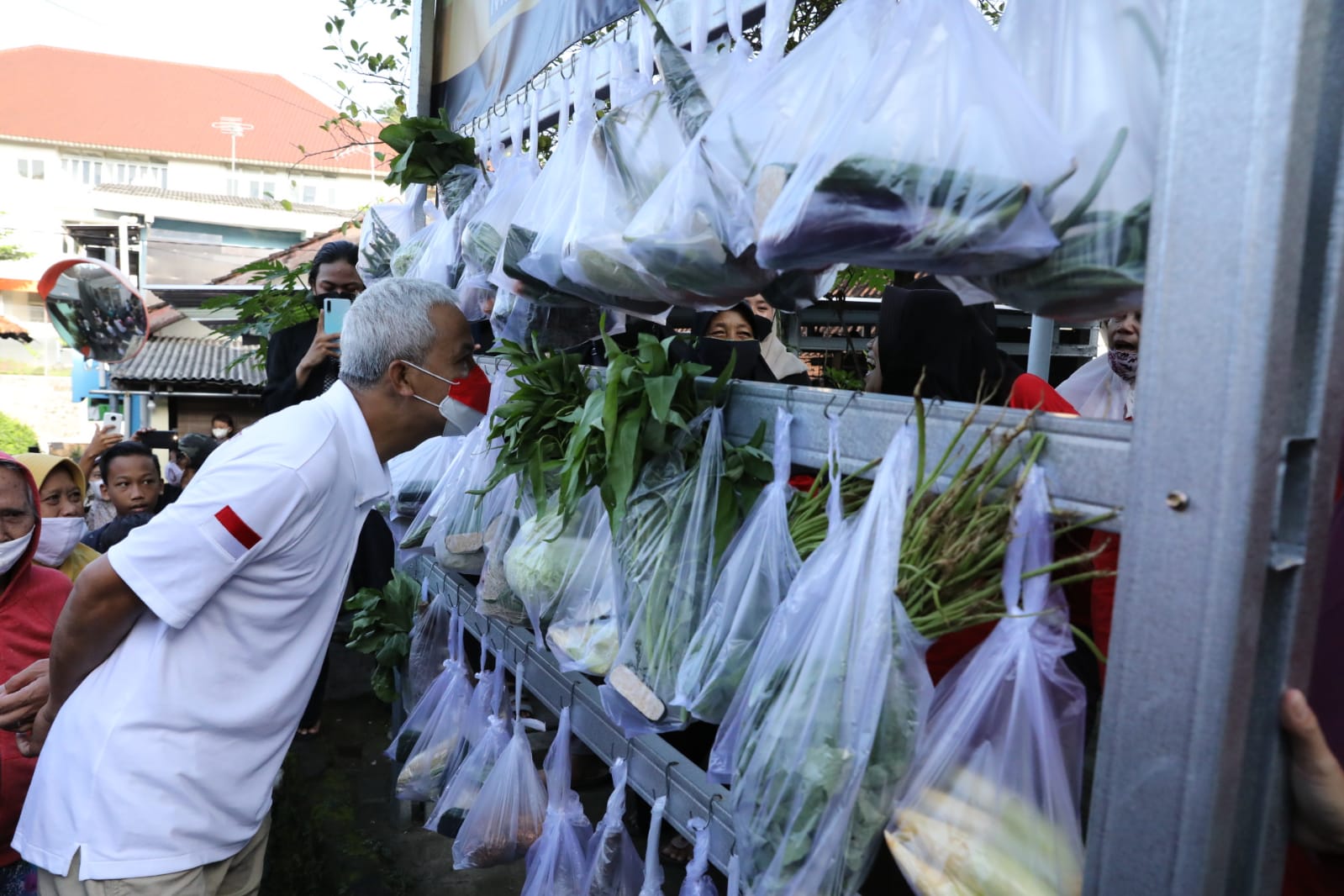 Ganjar ke Yogyakarta, Temukan Gula Putih Rp10 Ribu Perkilo