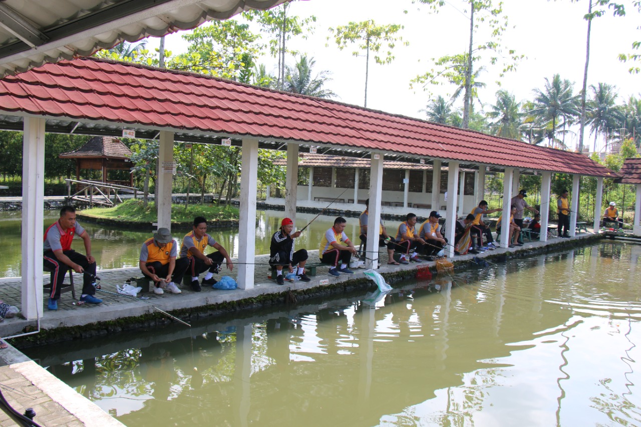 Lomba Memancing Ikan Digelar Polres Magelang, Rangkaian HUT Bhayangkara Ke-76