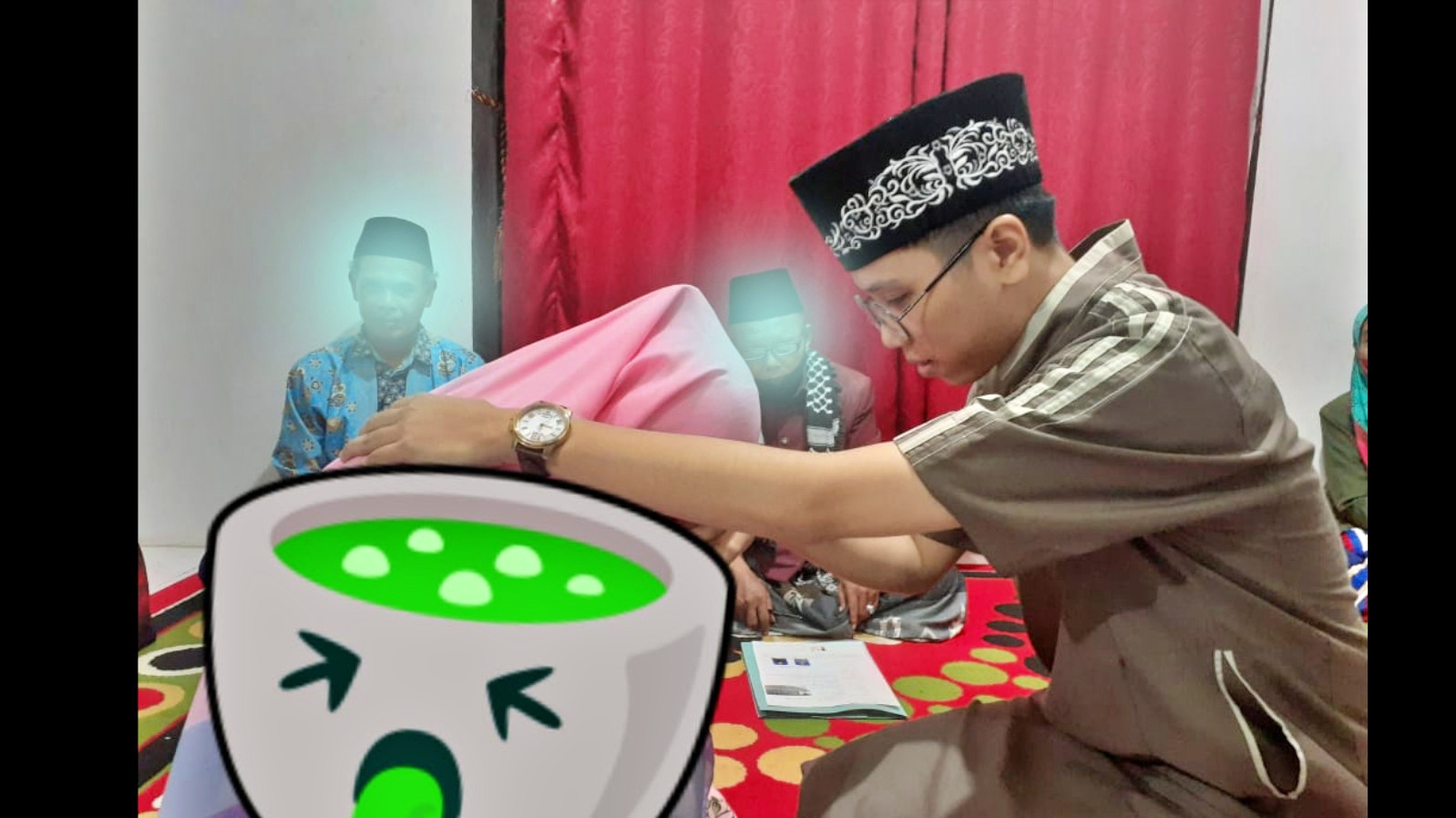 Pernikahan Nur Aini dan pengantin berpeci dikira pria ternyata perempuan