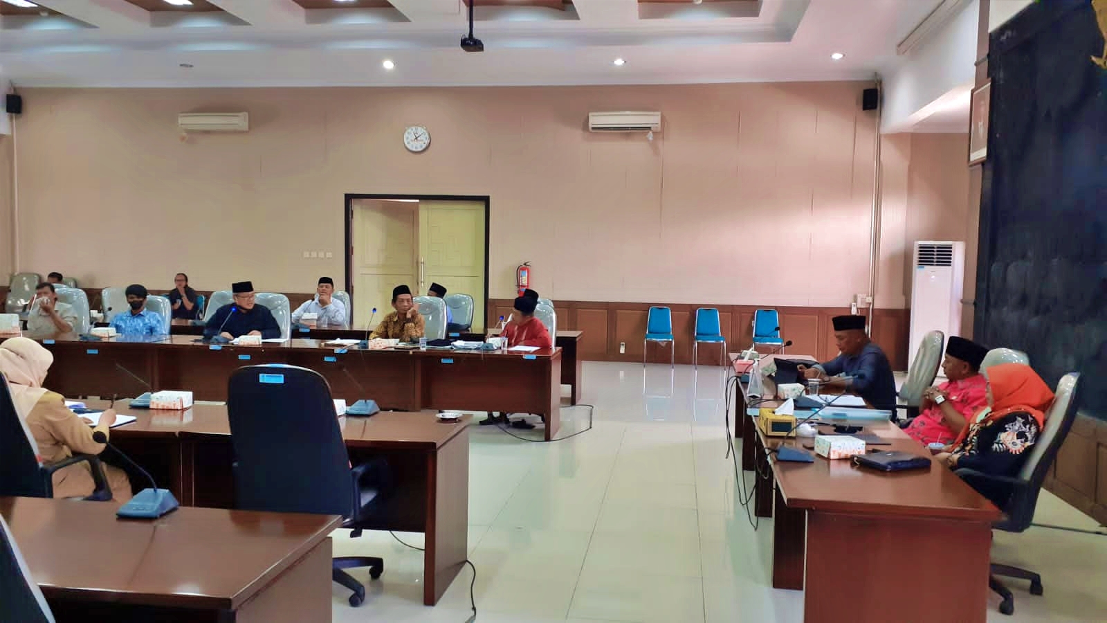 Warga Desa Pasangsari Windusari Magelang mengadu ke DPRD