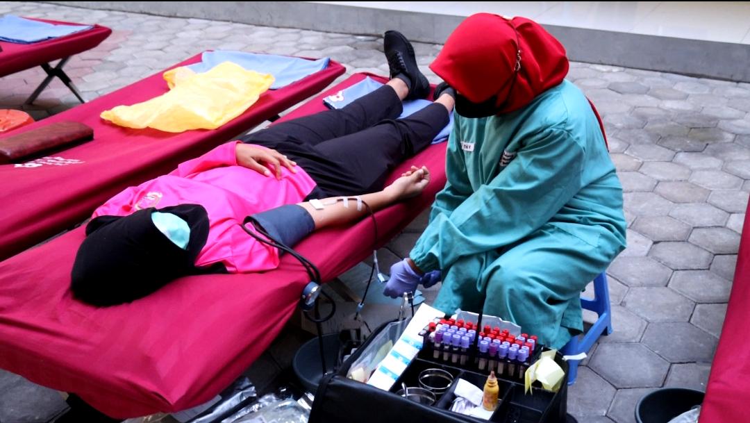 Sambut Hari Bhayangkara ke-76, Polres Magelang Kota Gelar Donor Darah