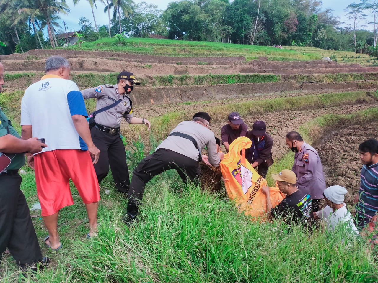 Seorang Warga Ditemukan Tak Bernyawa di Bawah Jembatan di Bandongan Magelang
