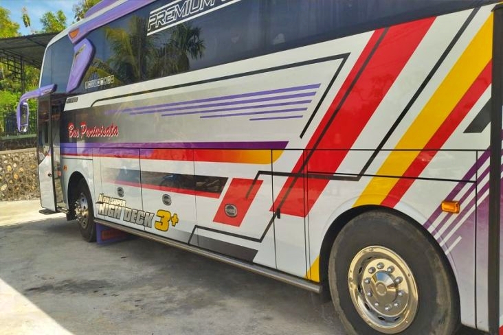 Bus yang terlibat kecelakaan dengan pesepeda motor di Gunungkidul