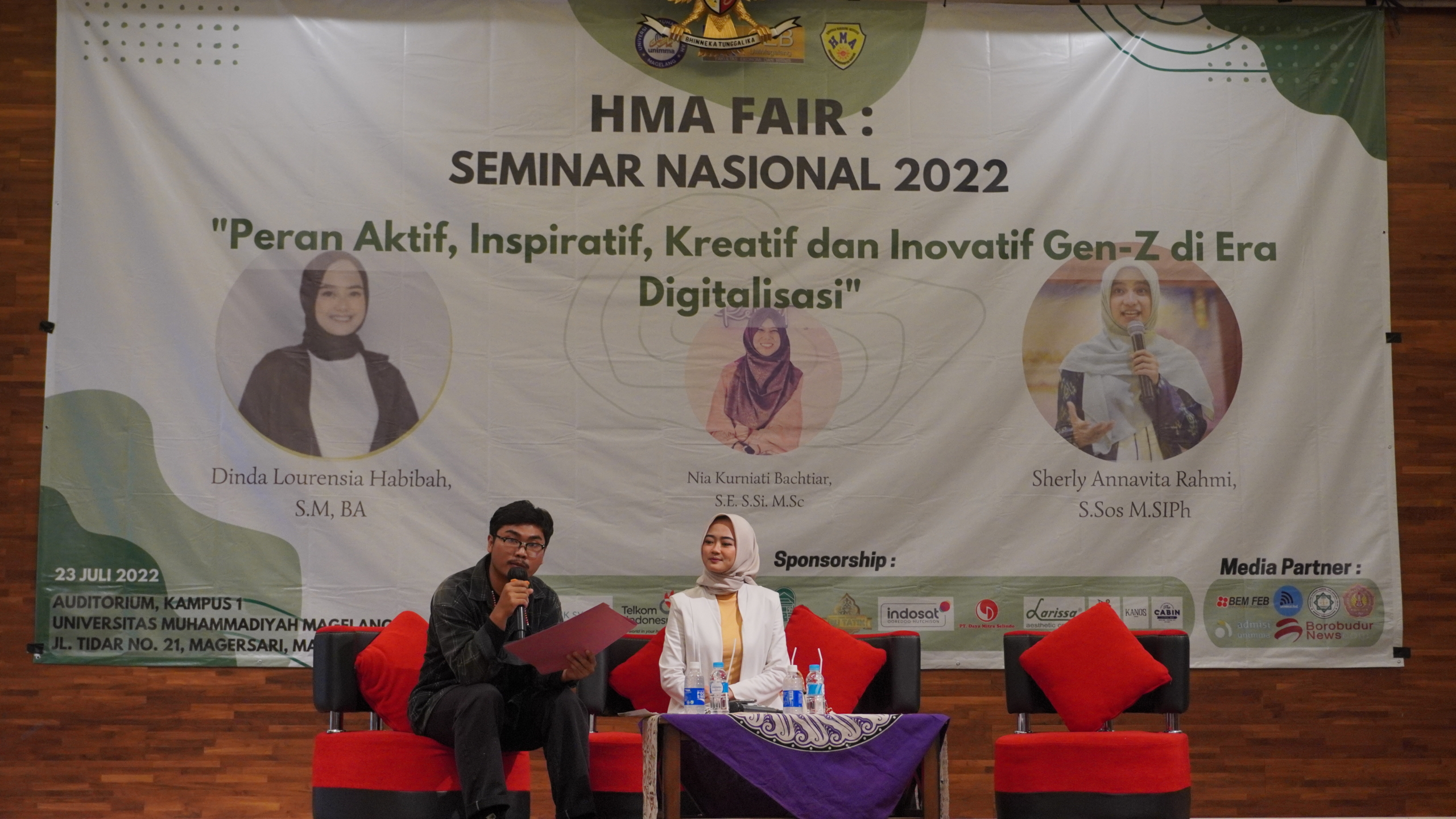 Seminar Nasional Peran Aktif, Inspiratif, Kreatif dan Inovatif Gen-Z di Era Digitalisasi di UNIMMA