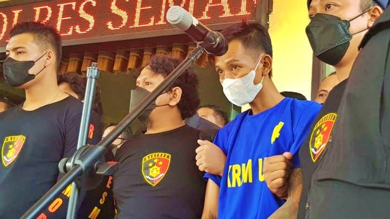 Pelaku mutilasi dihadirkan saat jumpa pers di Mapolres Semarang
