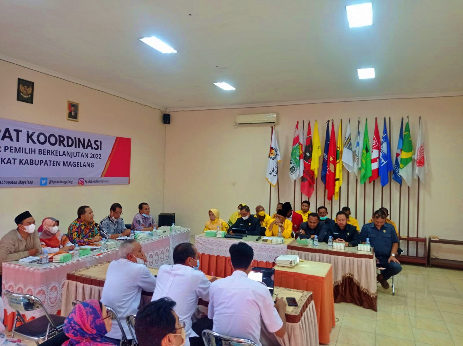 Pengurus DPD Partai Golkar Kabupaten Magelang audiensi dengan KPU Kabupaten Magelang