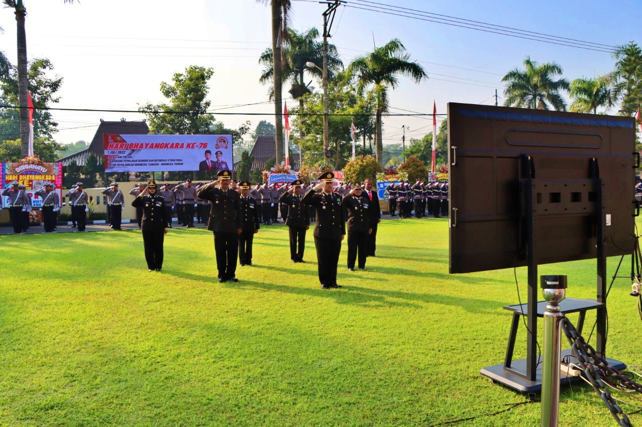 Upacara HUT Bhayangkara ke-76 secara virtual oleh Polres Magelang