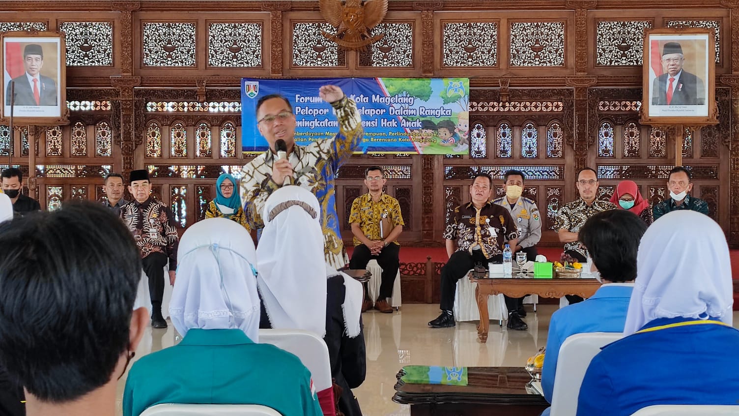 Berdialog dengan Forum Anak Kota Magelang, Ini Pesan Wali Kota