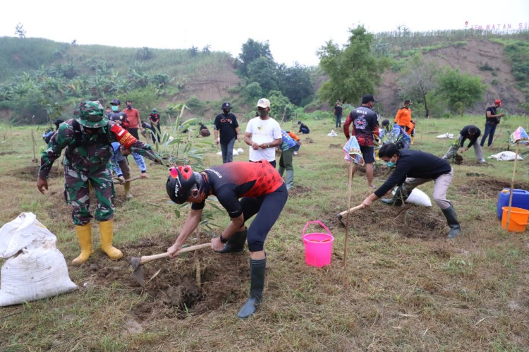 Gubernur Ganjar Pulihkan 251.037 Hektare Lahan Kritis di Jateng