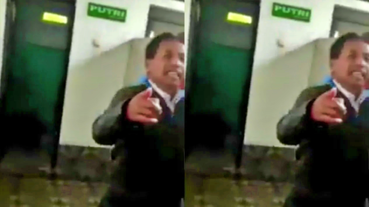 tangkapan layar video oknum kepala sekolah diduga mesum di toilet masjid wonosobo