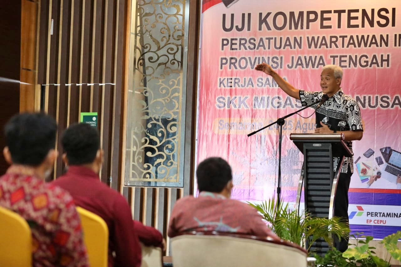 Ganjar saat hadiri pembukaan uji kompetensi wartawan oleh PWI Jateng