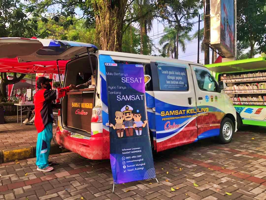 Samsat Keliling ikut meriahkan peringatan HUT RI ke 77 Di Sawitan