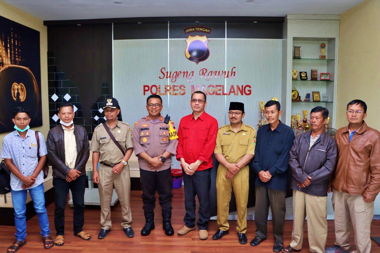 Sejumlah warga Grabag datangi Mapolres Magelang pertanyakan kasus pembunuhan di wilayahnya